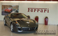 Allestimento concessionaria Ferrari